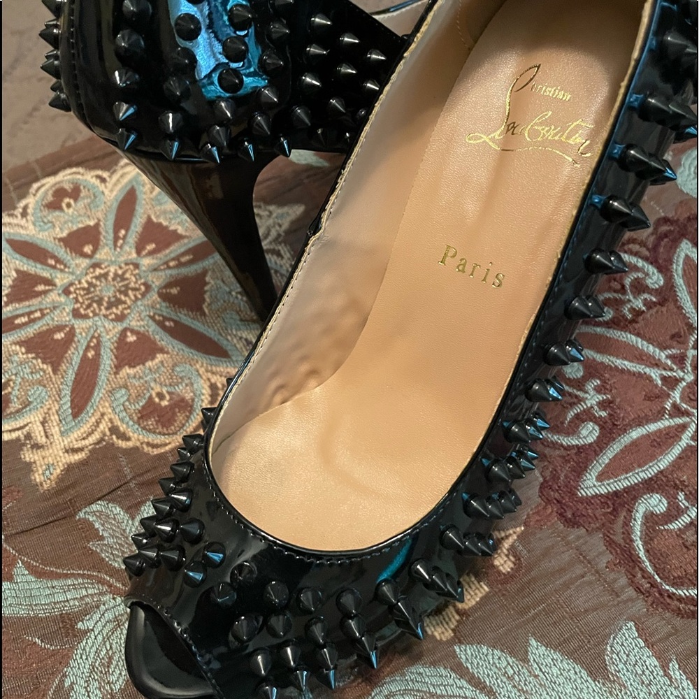 Copy ladies heels size 40 - Picture 2 of 4